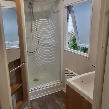 Mobilhome * سان جوليان-أون-بورن