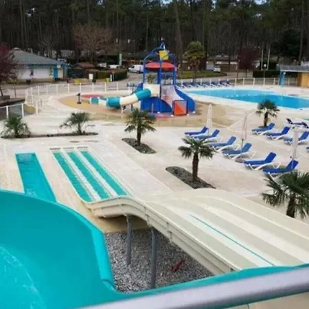 مكان تخييم Mobilhome *