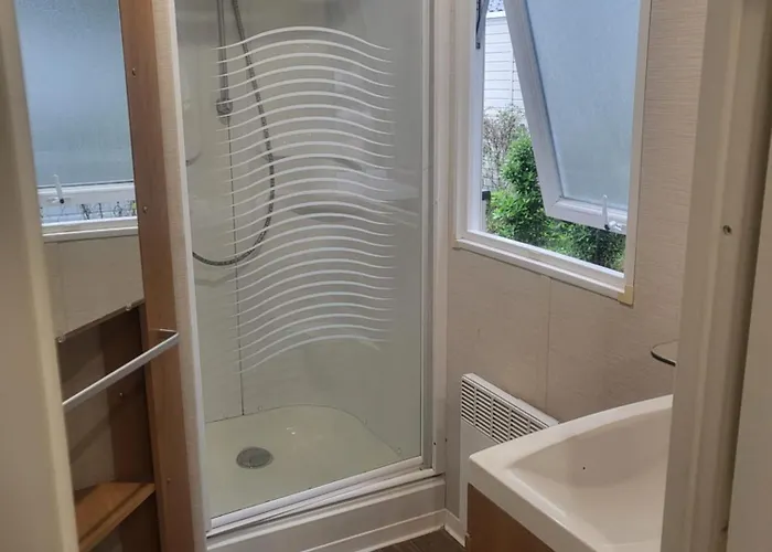 Mobilhome * سان جوليان-أون-بورن